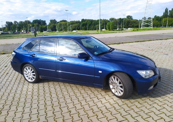 Lexus IS cena 18900 przebieg: 380000, rok produkcji 2004 z Lublin małe 631